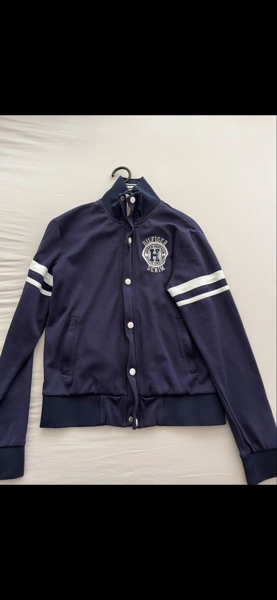 Tommy Hilfiger Giacche: Tommy Hilfiger Pullover Grösse Small – Usato da Winterthur venduto da Davidloetscher
