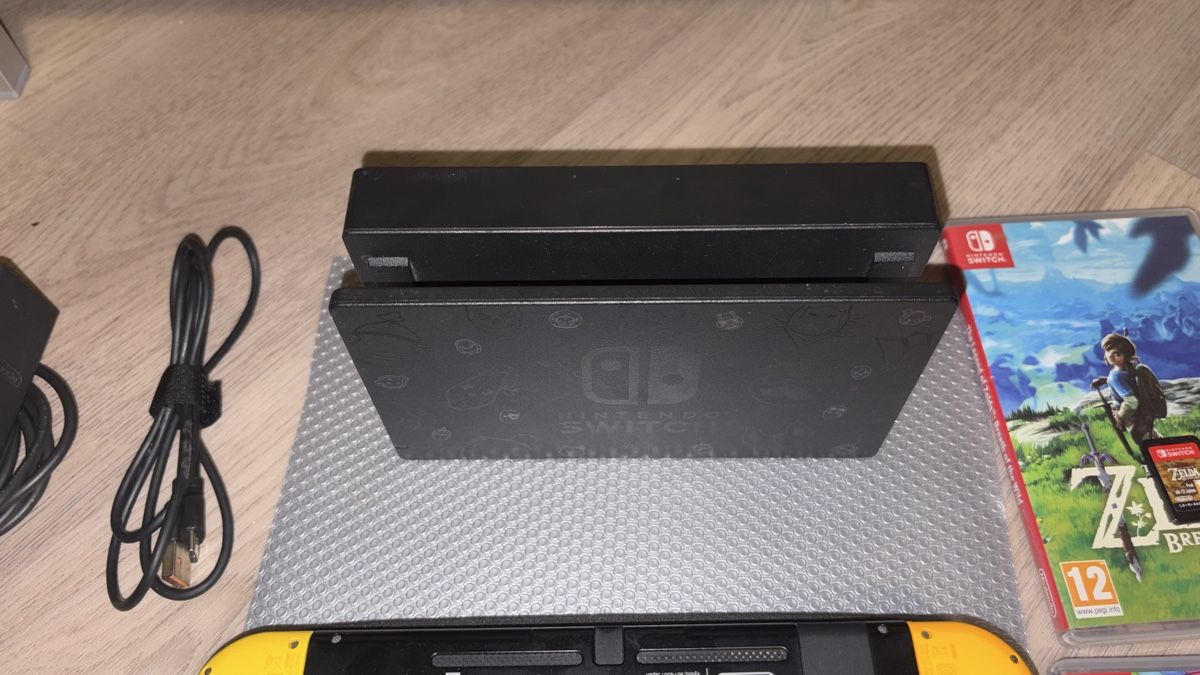 Nintendo Konsolen: Nintendo Switch Set + 2 Pro Controller & div. Zubehör – Gebraucht aus Zwingen von imh_bl67 6