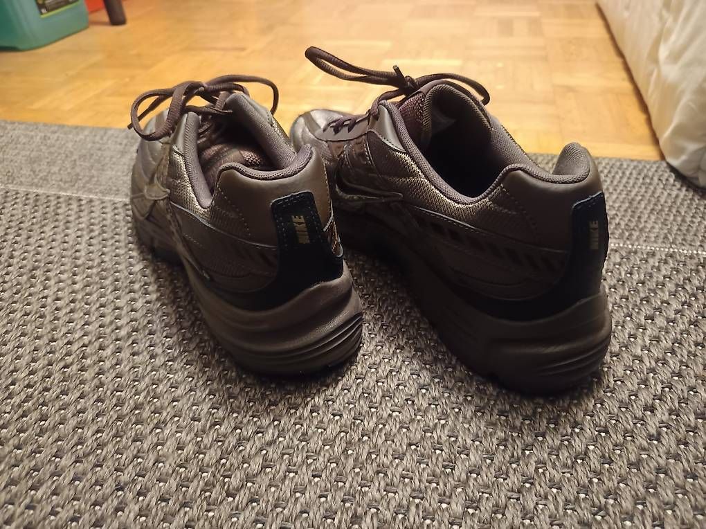 Nike Herrenschuhe: Nike Initiator Brown 46 – Gebraucht aus Genève von Maxou84 1
