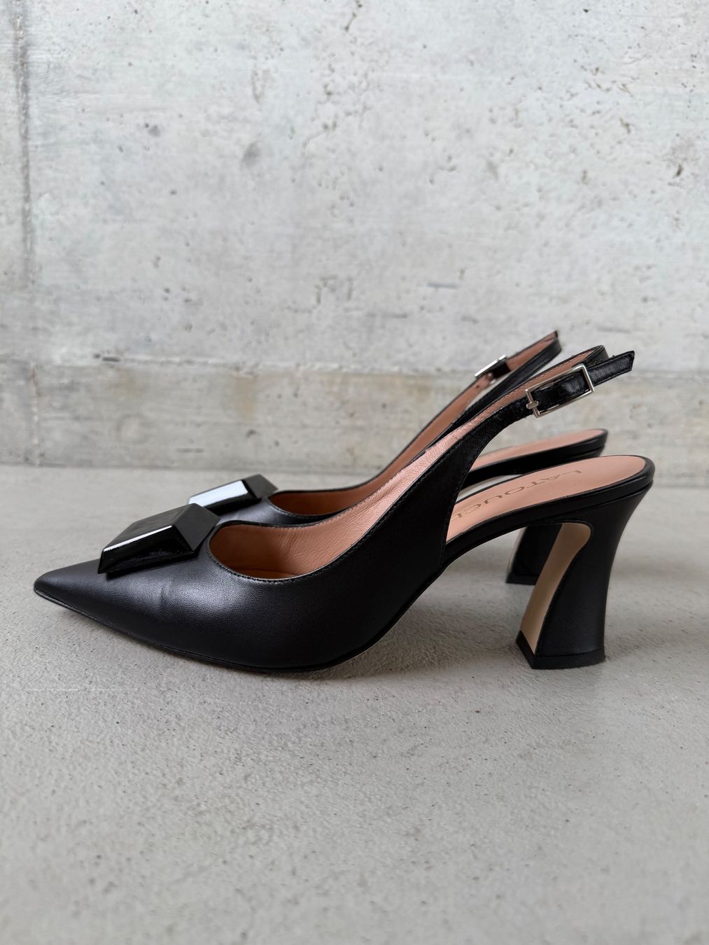 Chaussures femmes: Schwarze Slingback-Pumps aus Leder – D'occasion à St-George par alaixee 2