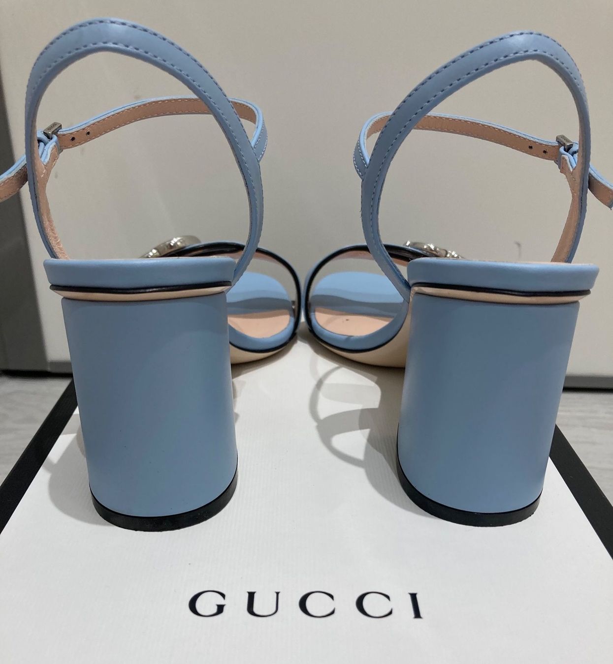 Gucci Scarpe da donna: Gucci Sandali no. 36 – Usato da Paradiso venduto da Kayakara 4