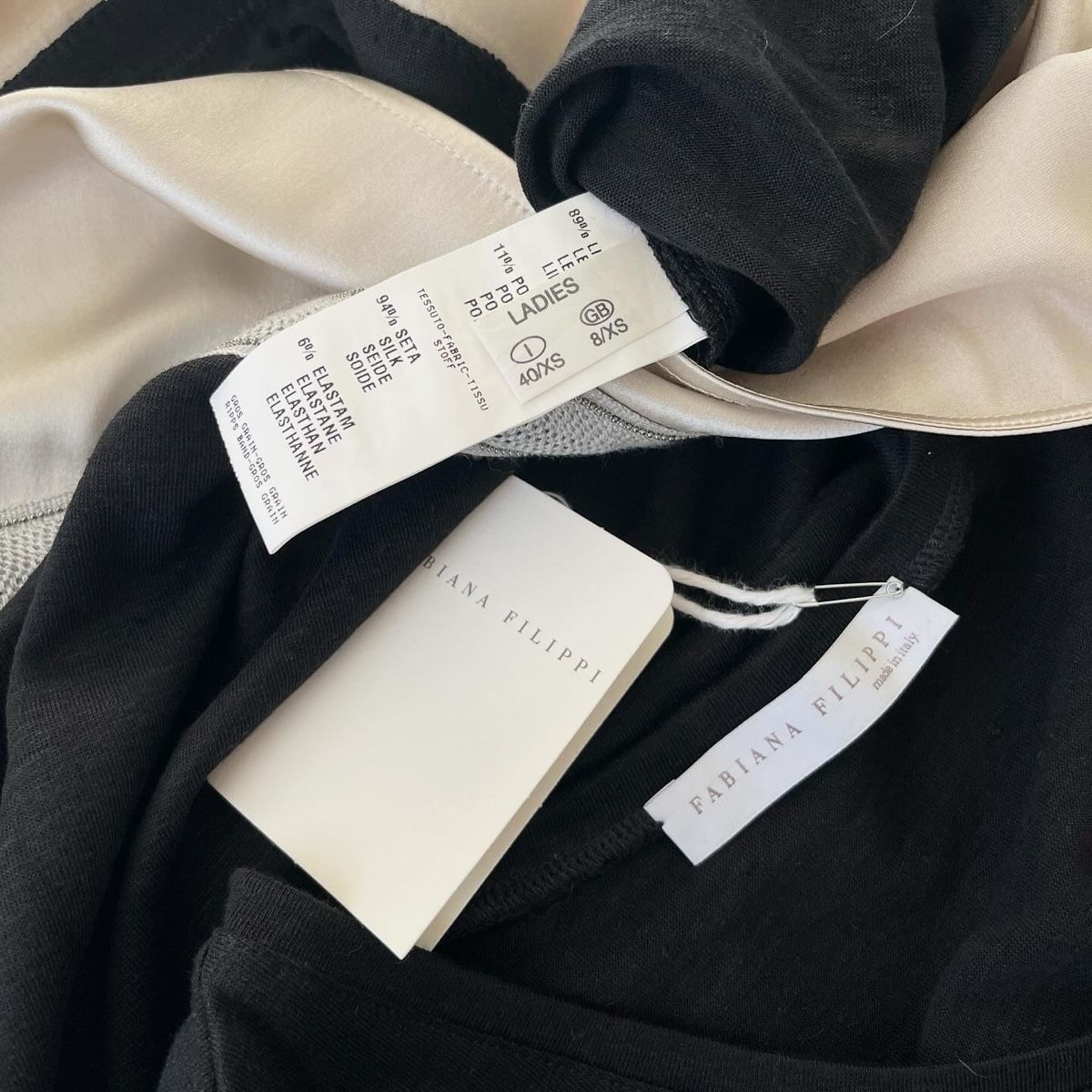 Fabiana Filippi Camicette: FABIANA FILIPPI Blouse – Nuovo e nell'imballaggio originale da Emmen venduto da Avviivva_Com2023 6