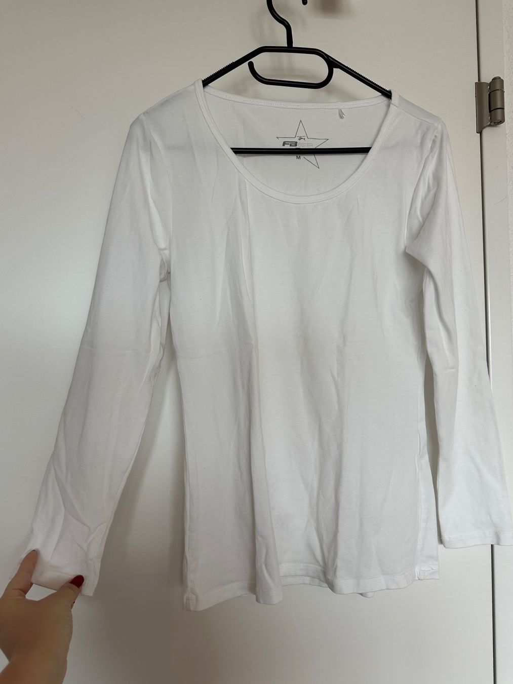 T-shirts: Weisses Basic Langarmshirt Damen - M - Baumwolle/Stretch-NEU – Neuf (Voir description) à Pfäffikon SZ par ansyyy