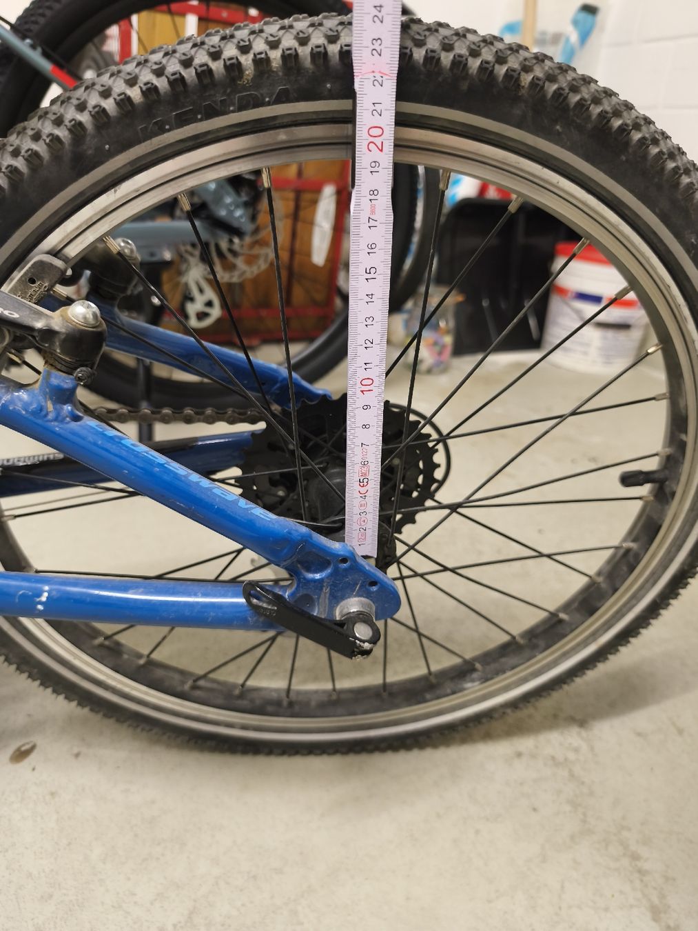 Biciclette: Fahrrad Kinder 22" – Usato da Uster venduto da tan_n997 8