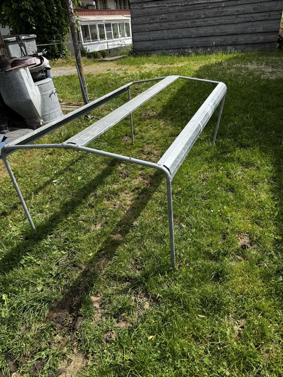 Altro: Abdeckplane zu Autoanhänger  – Usato da Oberbalm venduto da Cle12 4