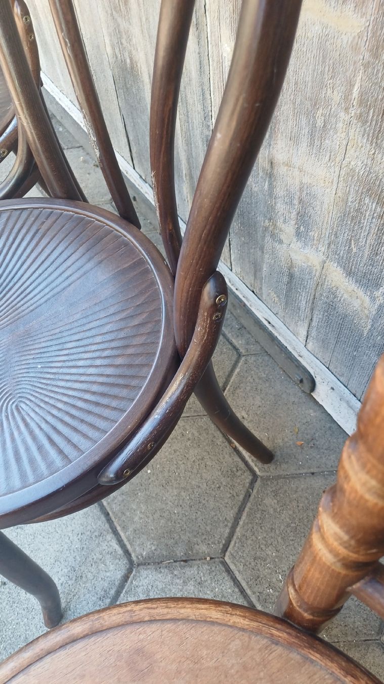 Chaises: 3 alte Stühle – D'occasion à Flawil par Pinkmalibu 2