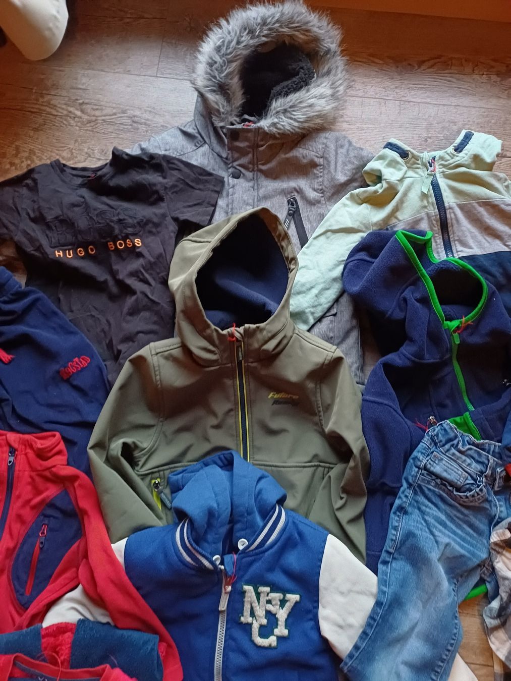 Lotti & Set di vestiti: Kleiderpaket Jungs Gr.110 – Usato da Lenk im Simmental venduto da MountinChilliReally 2