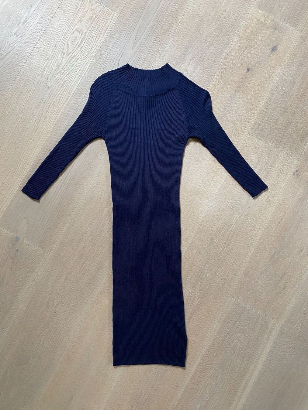 Vestiti: Blaues Strickkleid Marke Chicorée Gr S – Usato da Winkel venduto da Flyhy2020