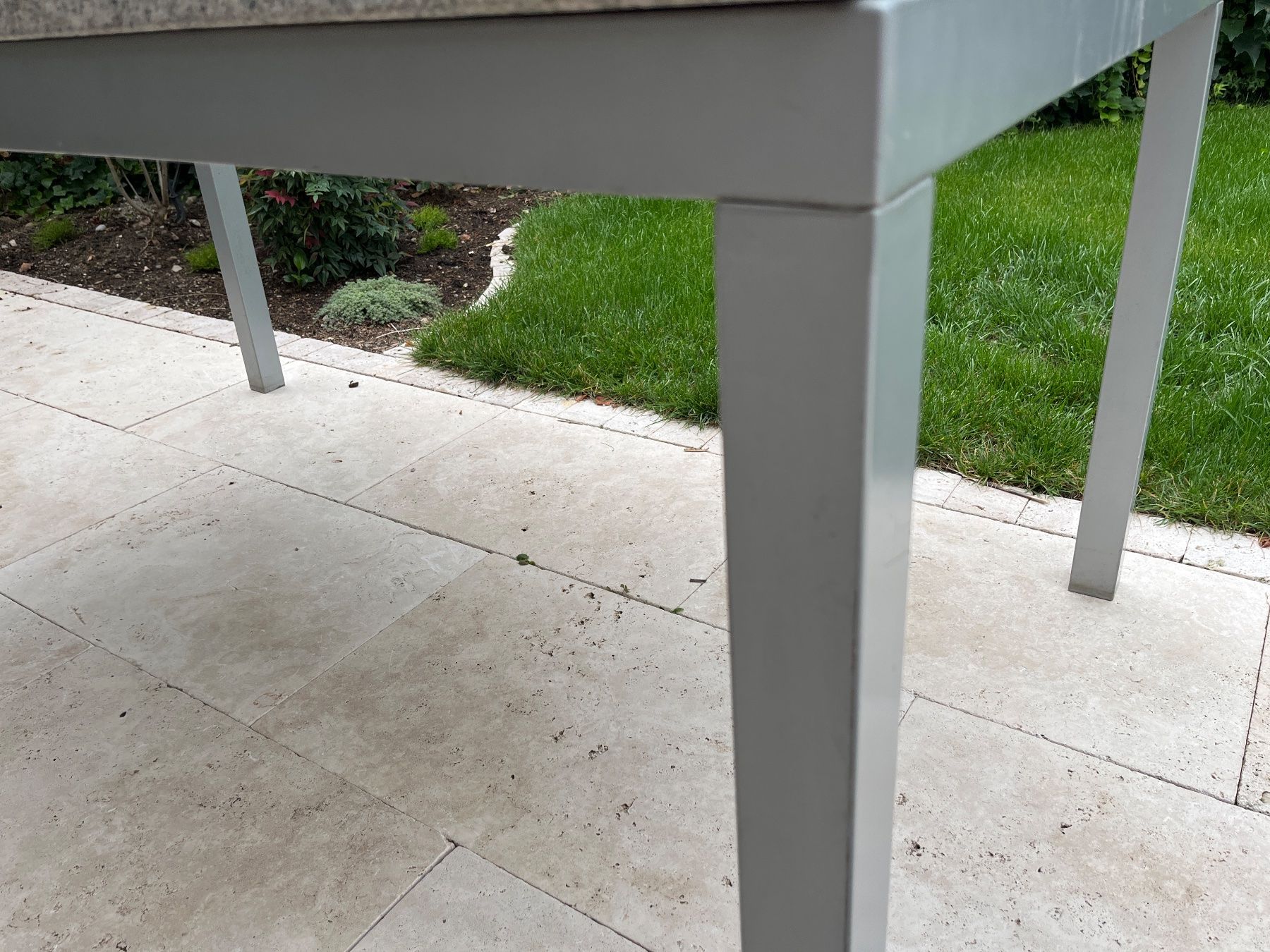 Tische: Granit Gartentisch – Gebraucht aus Adliswil von Jen_9c2r 2