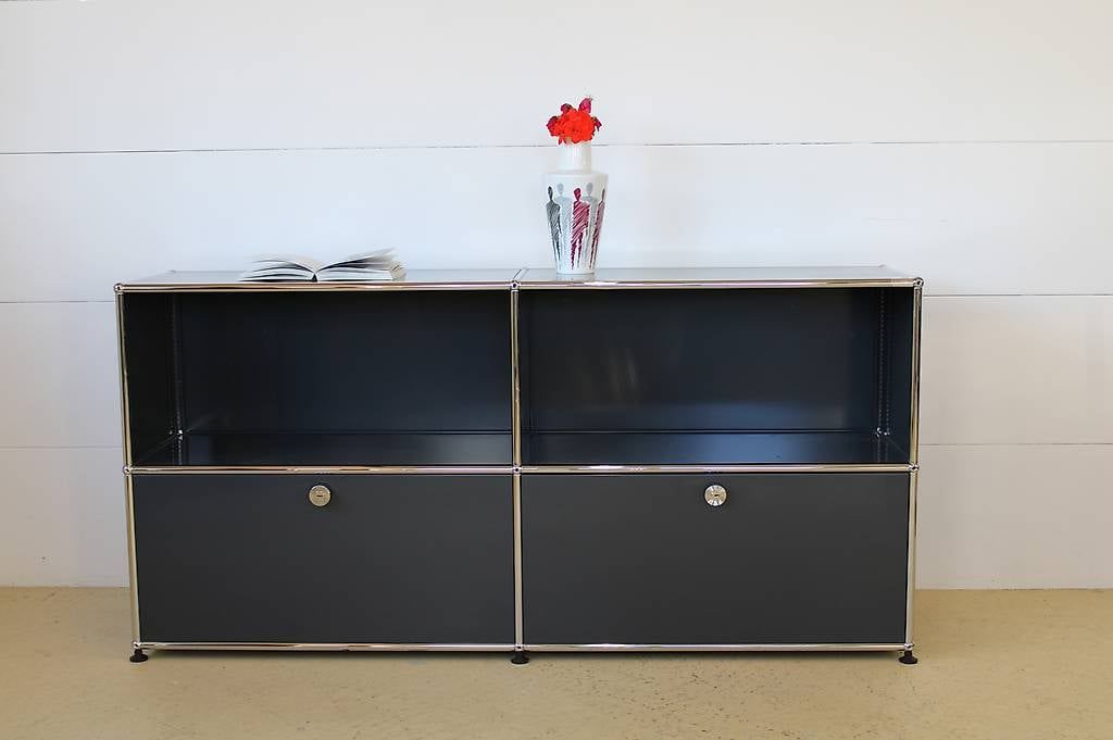 USM Scaffali: USM Sideboard in Anthrazitgrau-Neuwertig! – Usato da Meinisberg venduto da atelier_TILIJA