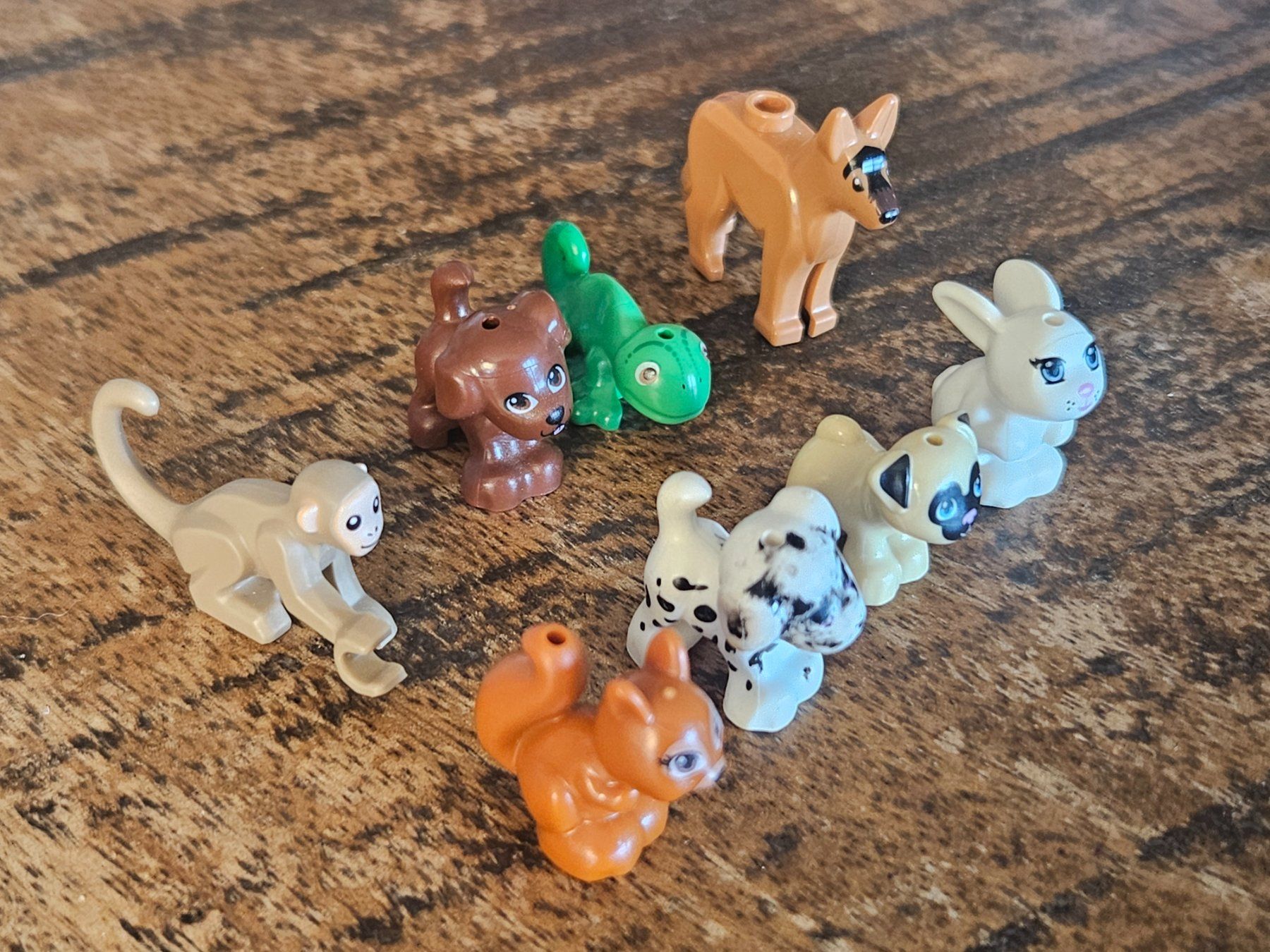 Lego Kit di costruzioni: lego  figurines  lot de 8 animaux – Usato da Confignon venduto da Ecrofigs 1