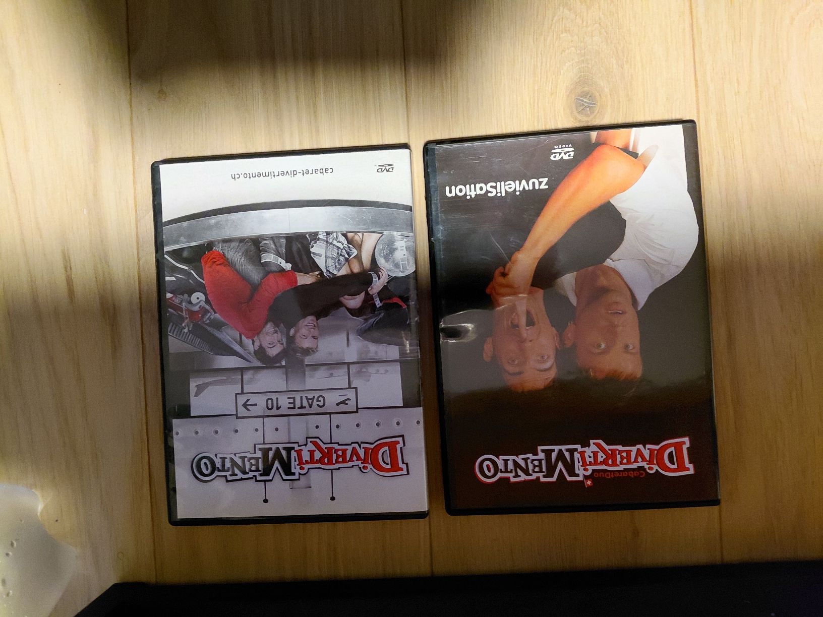 Tutti i DVDs: Divertimento 2 DVDs - Zueivilisation + Gate 10 - – Usato da Heimberg venduto da 19BERN31