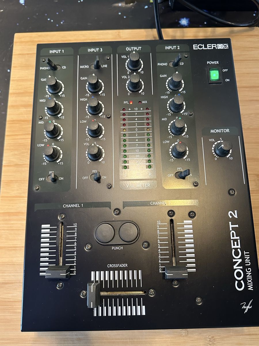 Console di mixaggio: Ecler Mischpult / Mixer – Difettoso da Zürich venduto da Lux2020 1