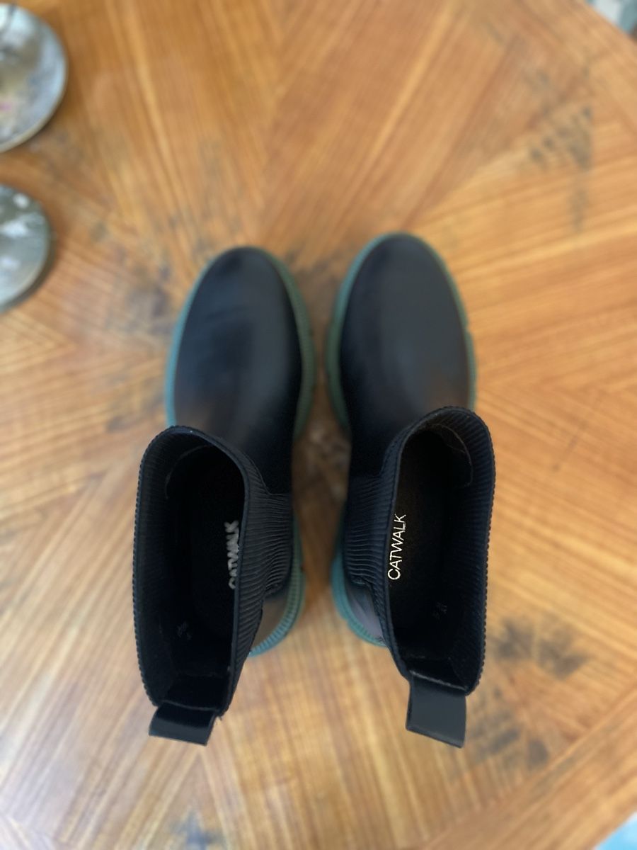 Scarpe da donna: Chelsea Boots, ungetragen – Nuovo (secondo la descrizione) da Bern venduto da lin_8szx 3
