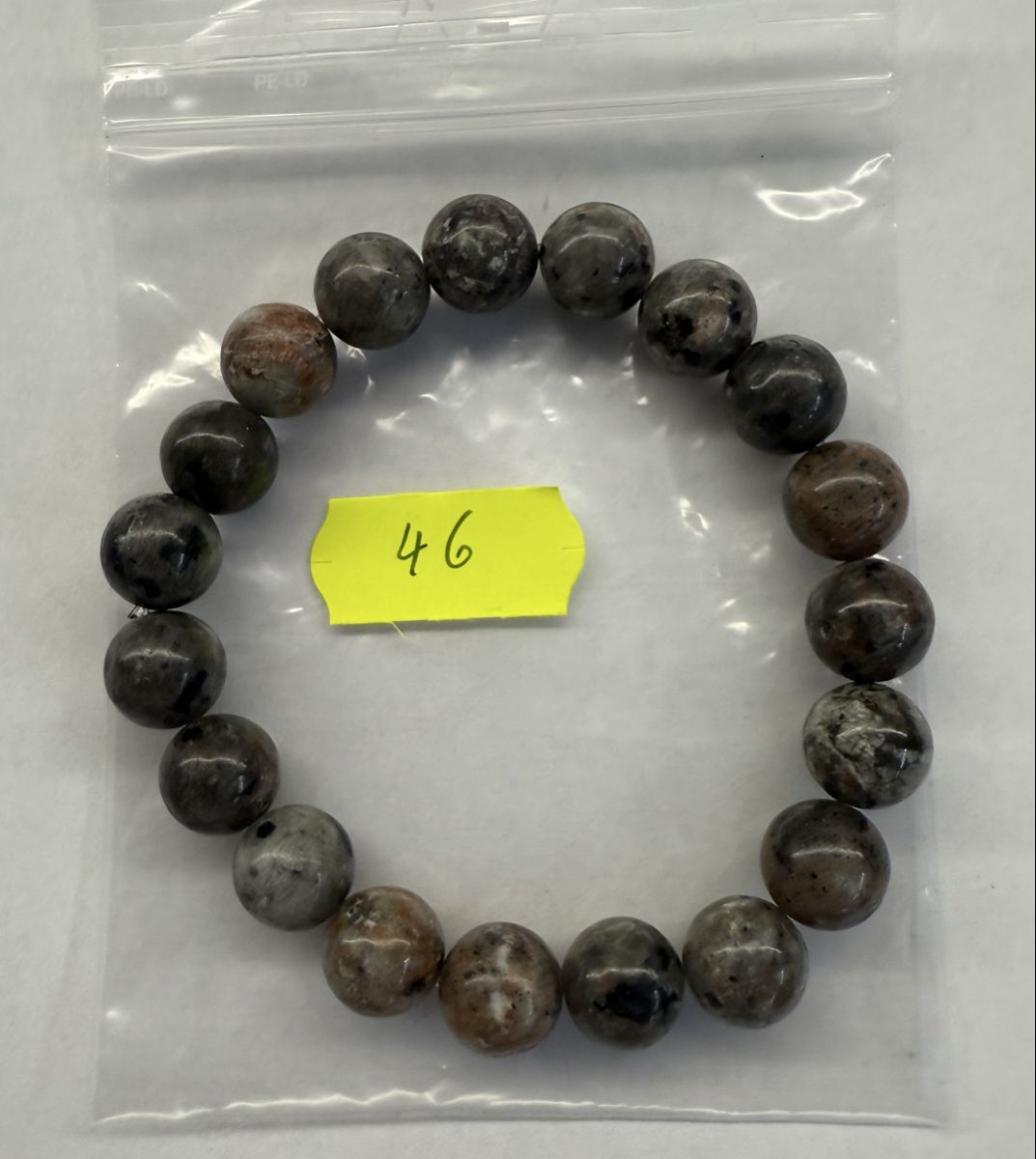Armbänder & -reifen: Labradorit Kugel Armband Edelstein. – Neu und originalverpackt aus Rheinfelden von Gazzi