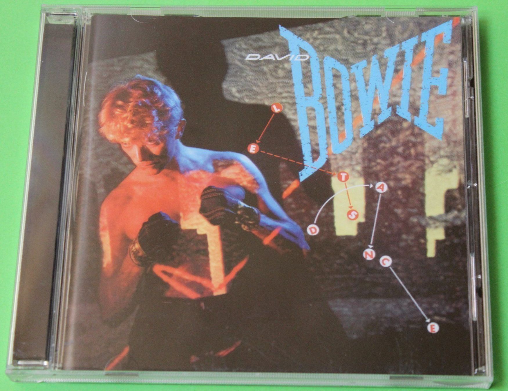 CDs: David Bowie - Let's dance CD 1983 (Remastered 1999) – Gebraucht aus Tübach von JamesStone 1