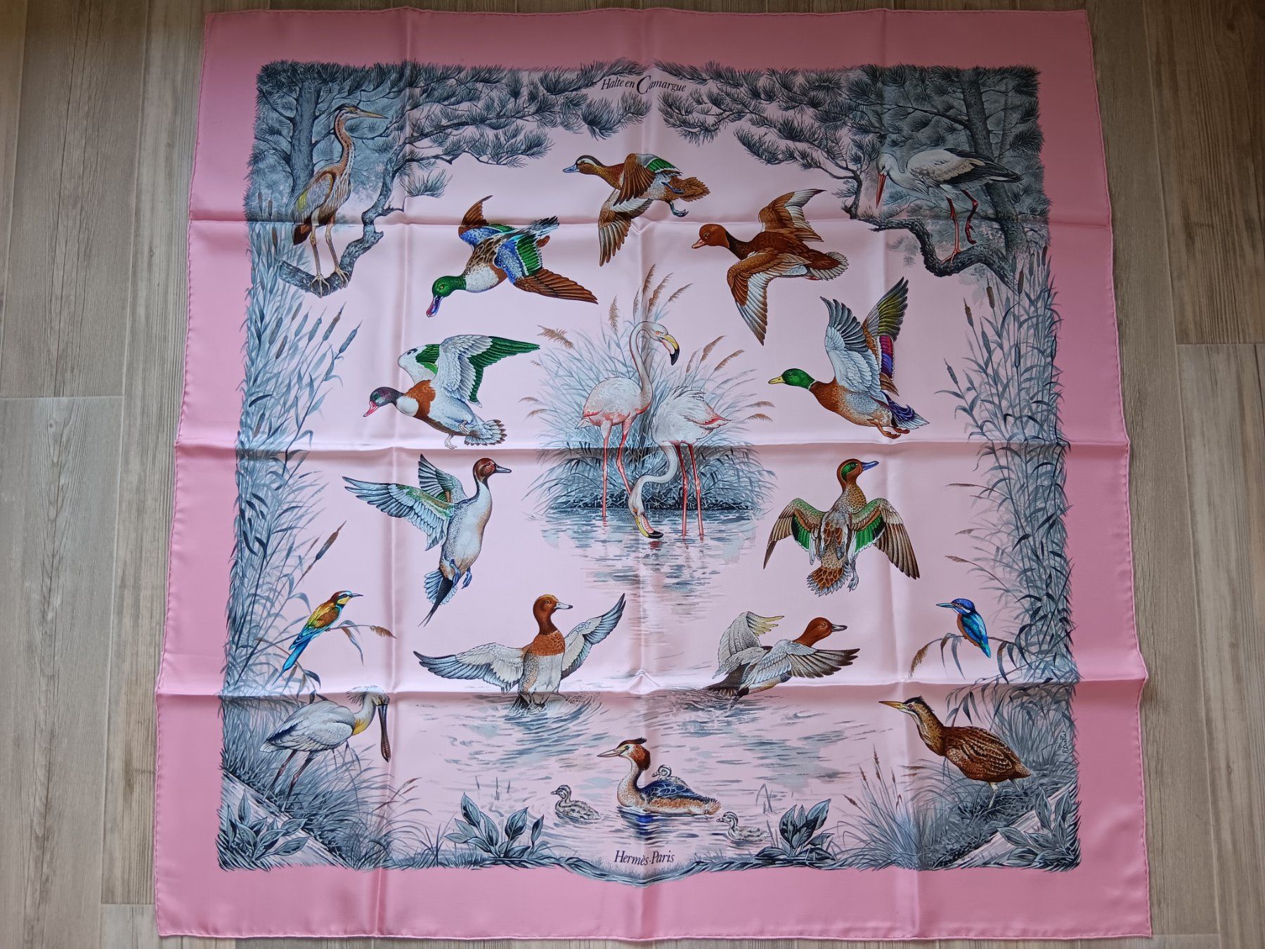 Hermès Foulards, Tücher & Schals: HERMES "HALTE EN CAMARGUE" CARRE 90 CM – Gebraucht aus Cossonay-Ville von Les_1001_perles