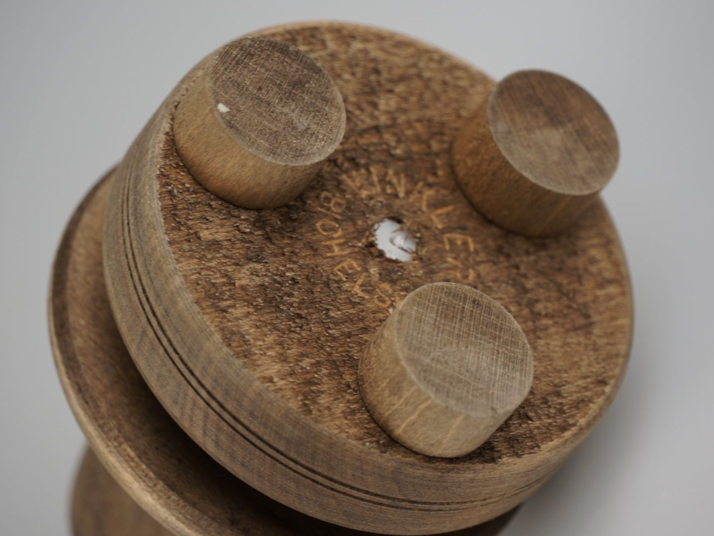 Appareils de cuisine: Hand-Käsereibe (Chäsriibli) – D'occasion à Rüti ZH par Restwert_Rueti_ZH 4