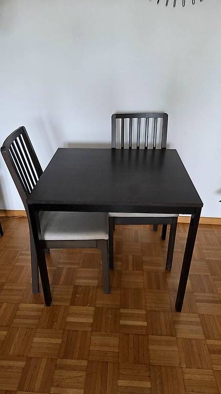Set di tavolo e panche: Table Ikea extensible avec 2 chaises assorties – Usato da Renens VD venduto da deb_gv7y 4