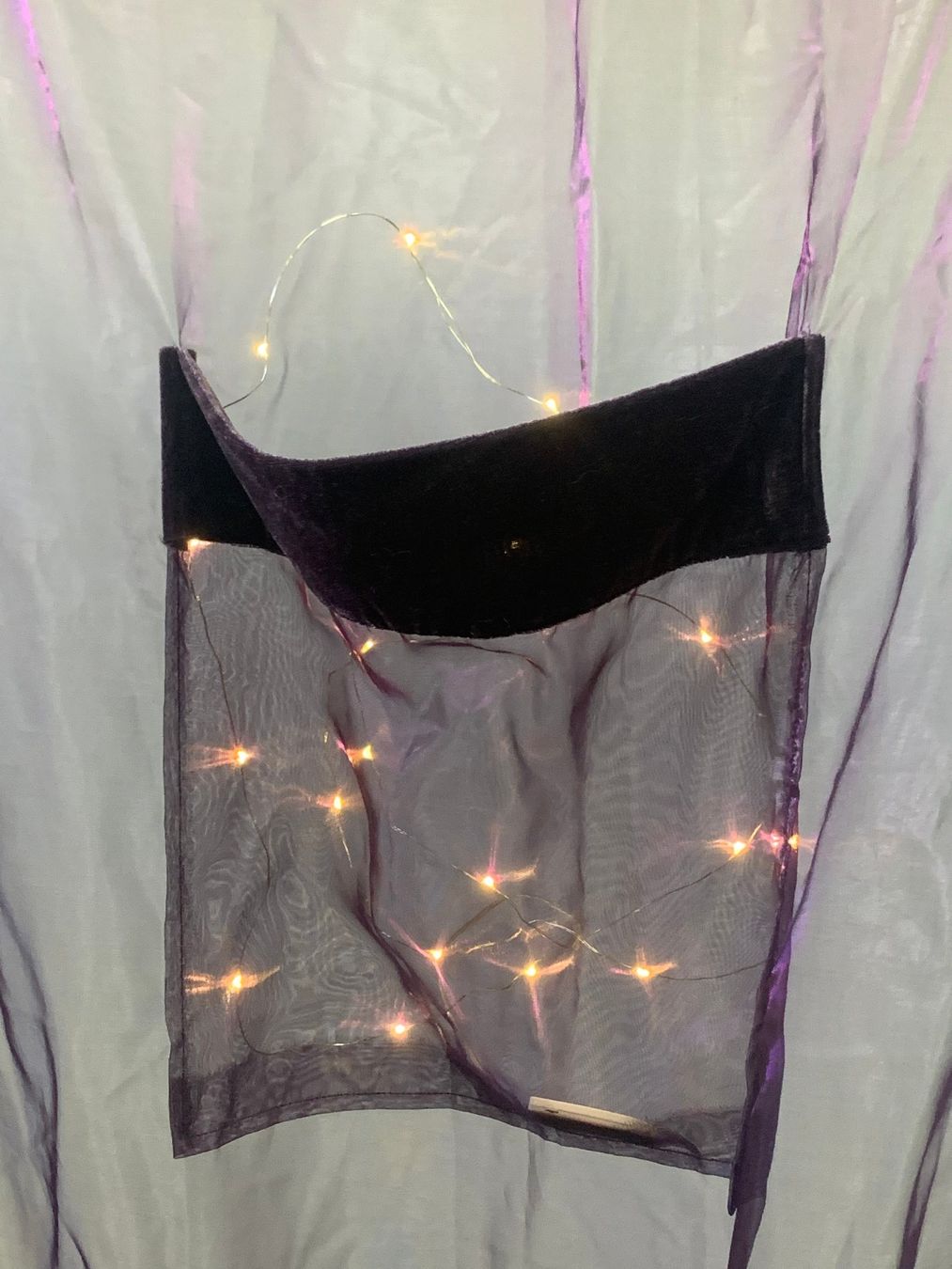 Tende: Voile/Samt Stoff mit 3 Taschen viola – Nuovo e nell'imballaggio originale da St. Gallen venduto da Miousch 4