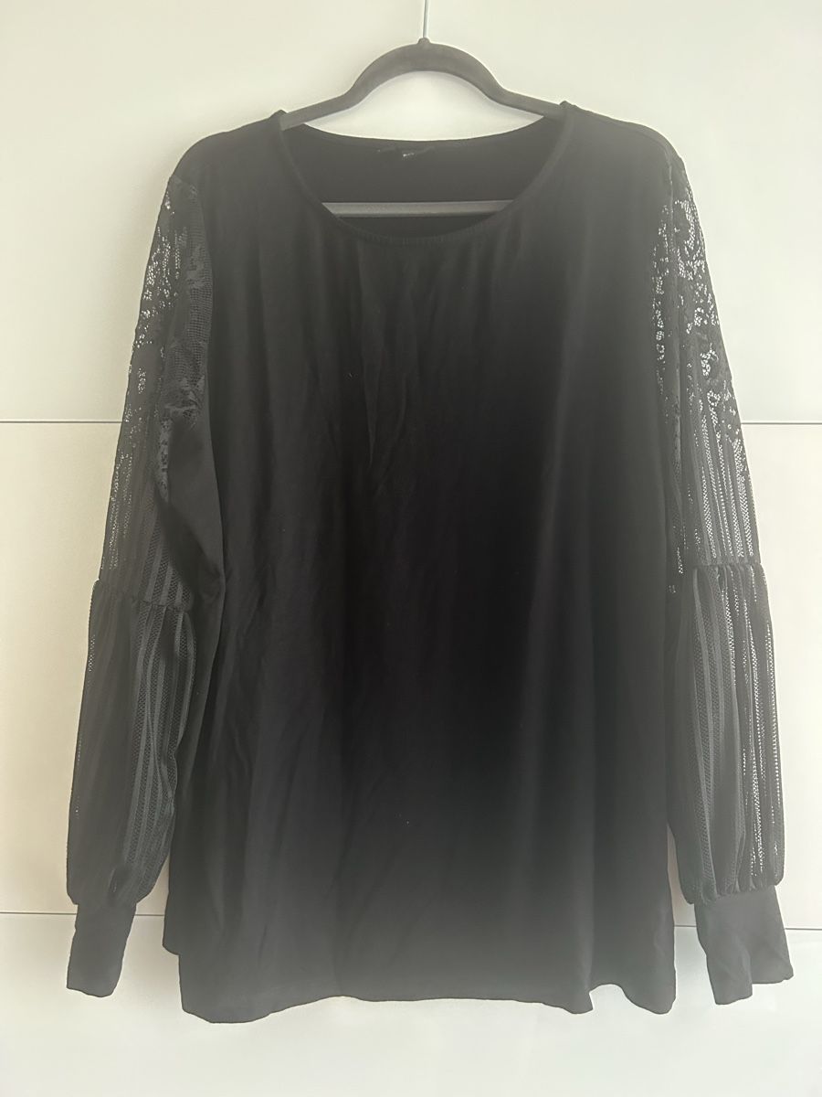 Camicette: Schwarze Spitzenbluse mit weit geschnittenen Ärmeln Gr. XL – Nuovo (secondo la descrizione) da Oftringen venduto da Jola16