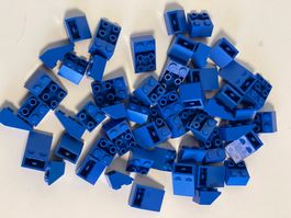 Lego 50 Blaue Schrägsteine negativ