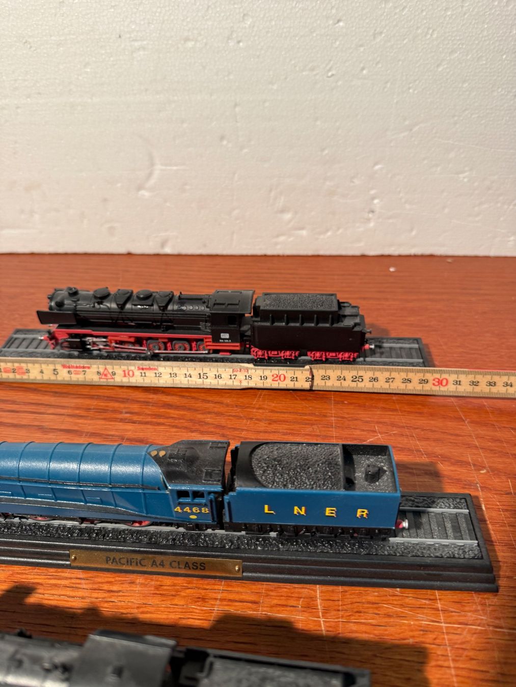 Modelleisenbahnen: 4 Locomotives miniatures, diverses marques, différentes é... – Gebraucht aus Lausanne von artnouveau04 5