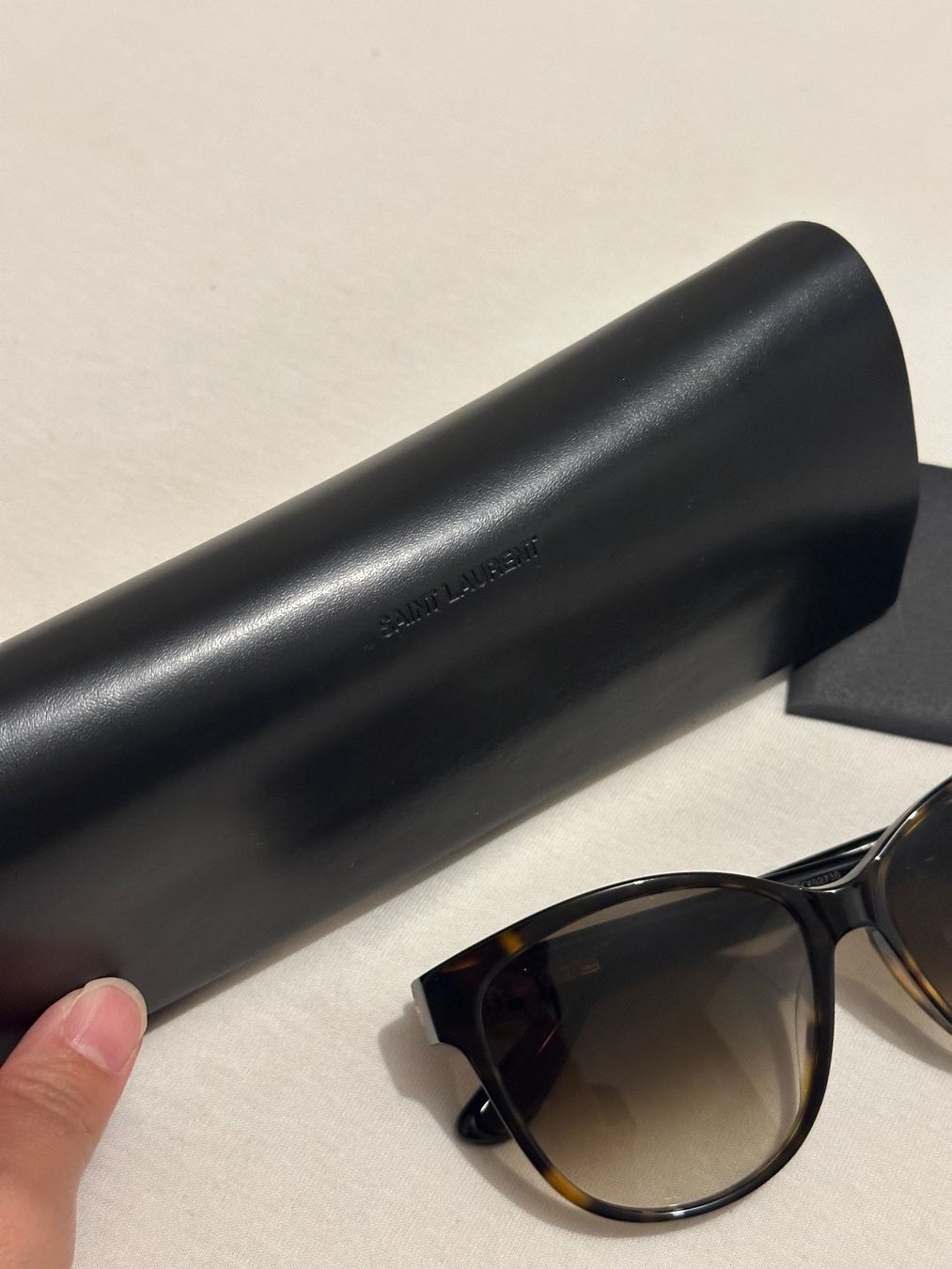 Saint Laurent Lunettes & Verres: Saint Laurent Tortoise Shell Sunglasses – Neuf (Voir description) à Onex par jinakimmy 6