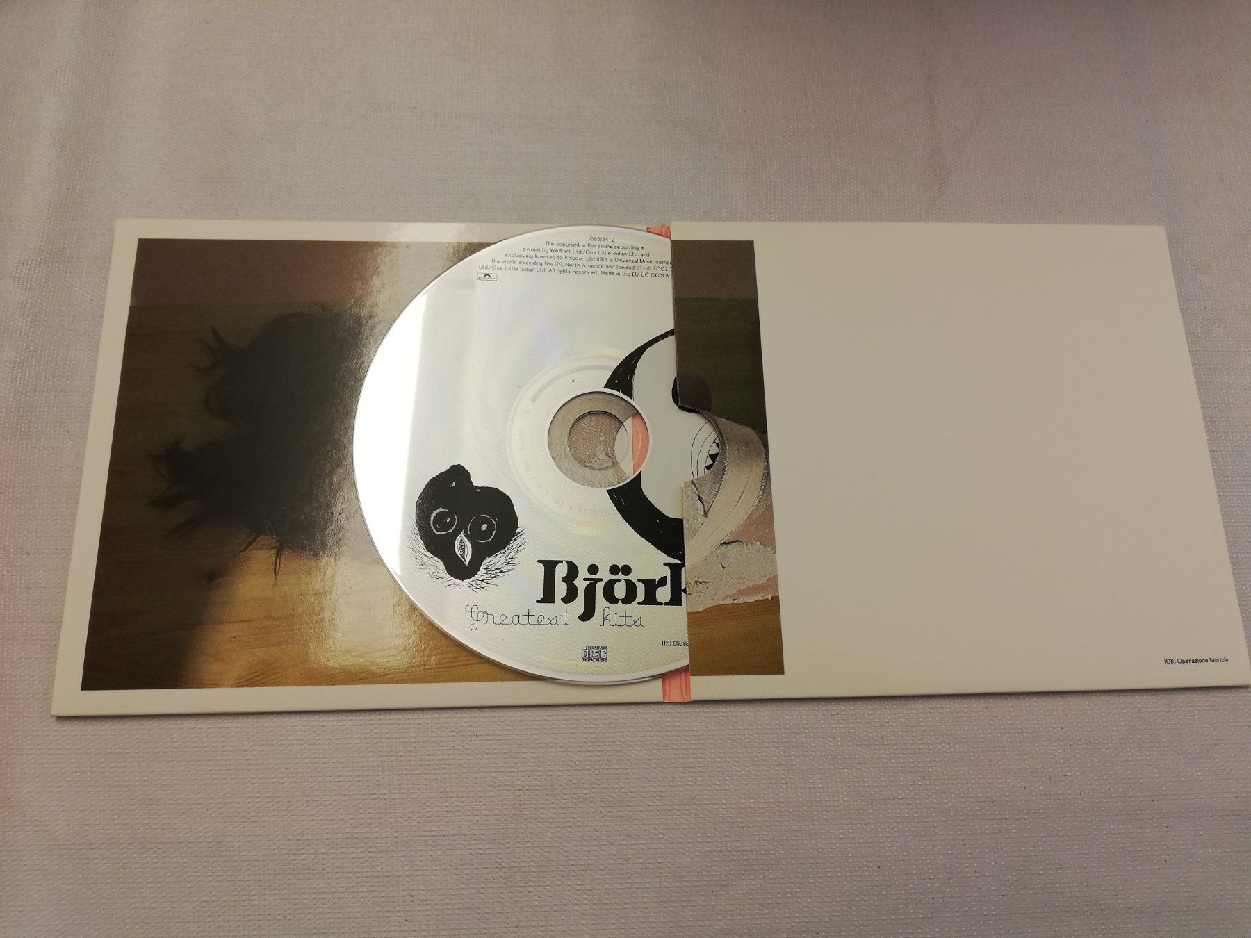 CDs: BJÖRK - GREATEST HITS – Gebraucht aus Bern von Vinylsound.ch 2