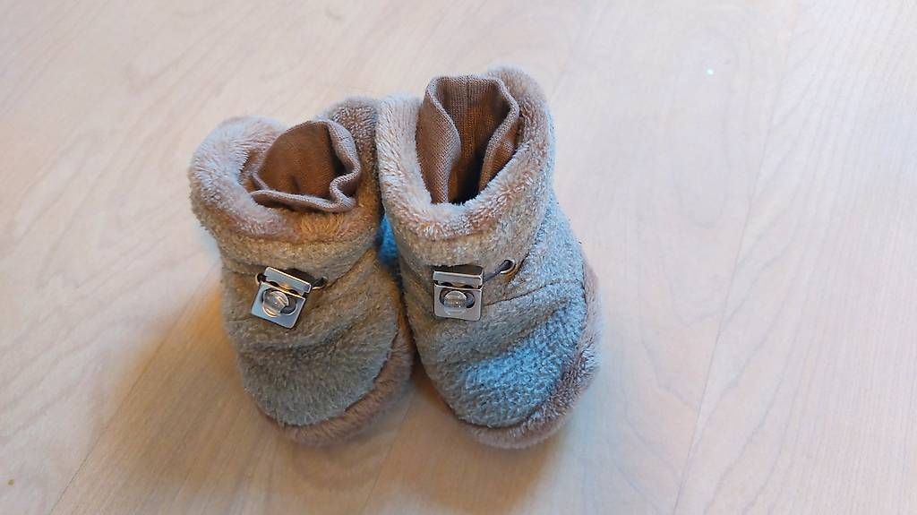 Schuhe für Jungen: Winterschuhe – Gebraucht aus Wohlenschwil von fabulous86 1