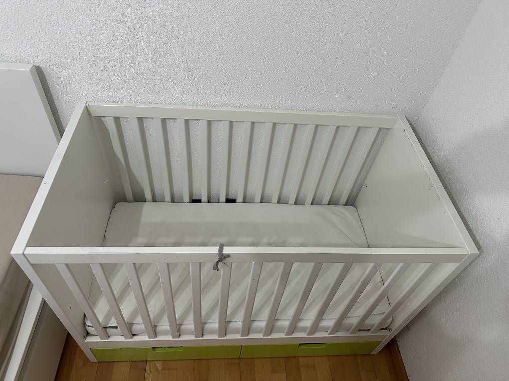 Tables à langer & accessoires: Gratis  – D'occasion à Küssnacht am Rigi par mis_skz5