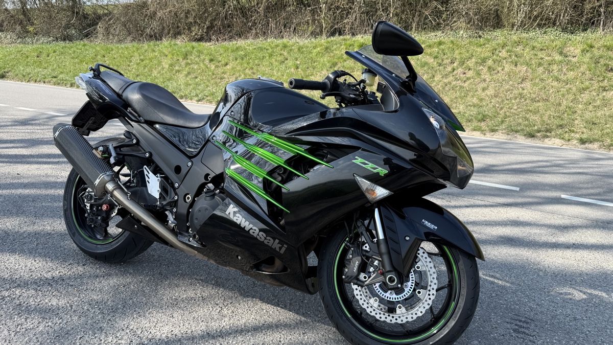 Kawasaki Strada: Kawasaki ZZR1400 Special Edition – Usato da Bargen BE venduto da FreddyLayher