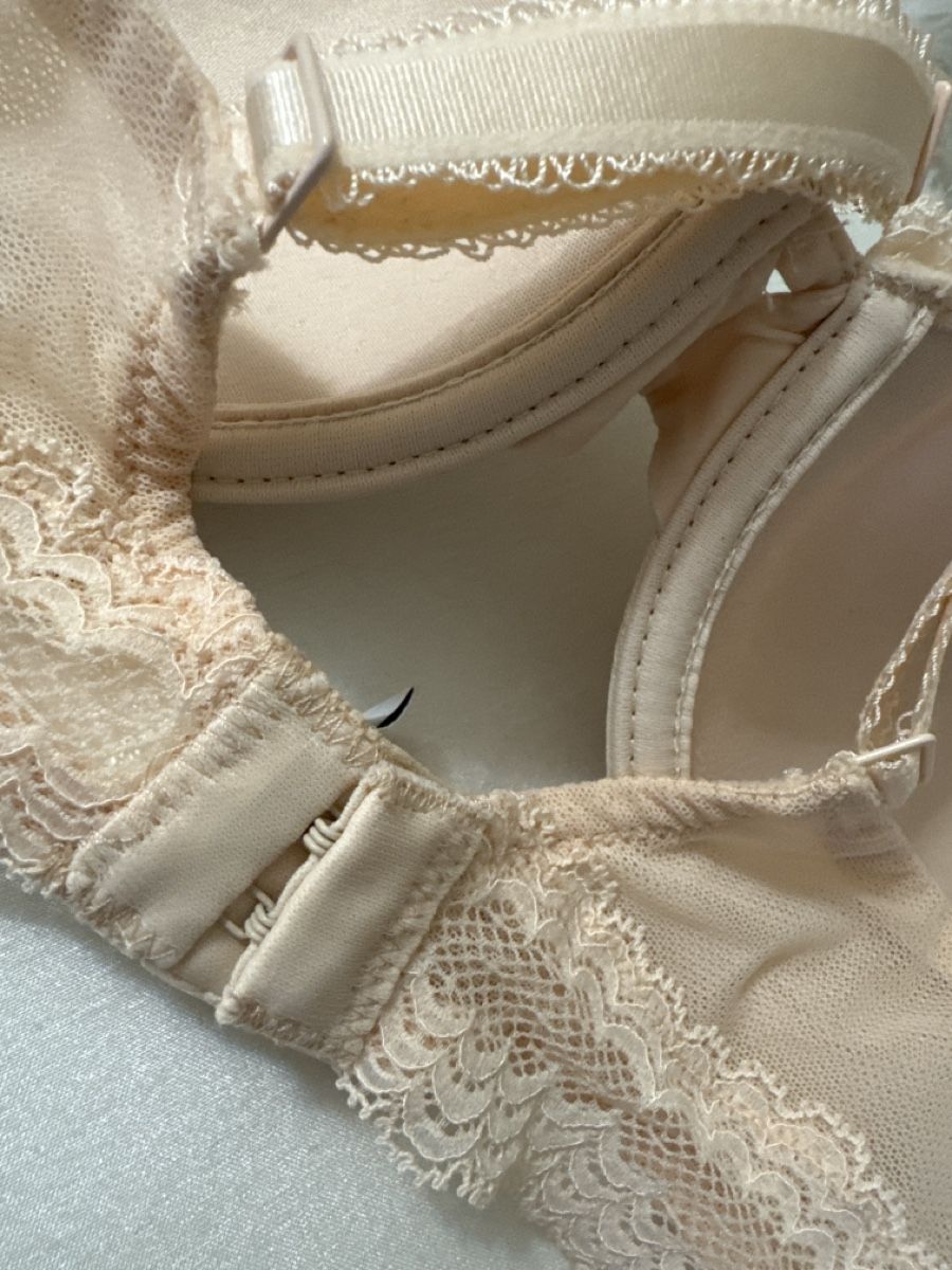 Simone Pérèle Sonstige Unterwäsche: Simone Pérèle BH, Grösse 80D, New Beige, Spitze – Neu und originalverpackt aus Zürich von Sellfmadeexstock 2