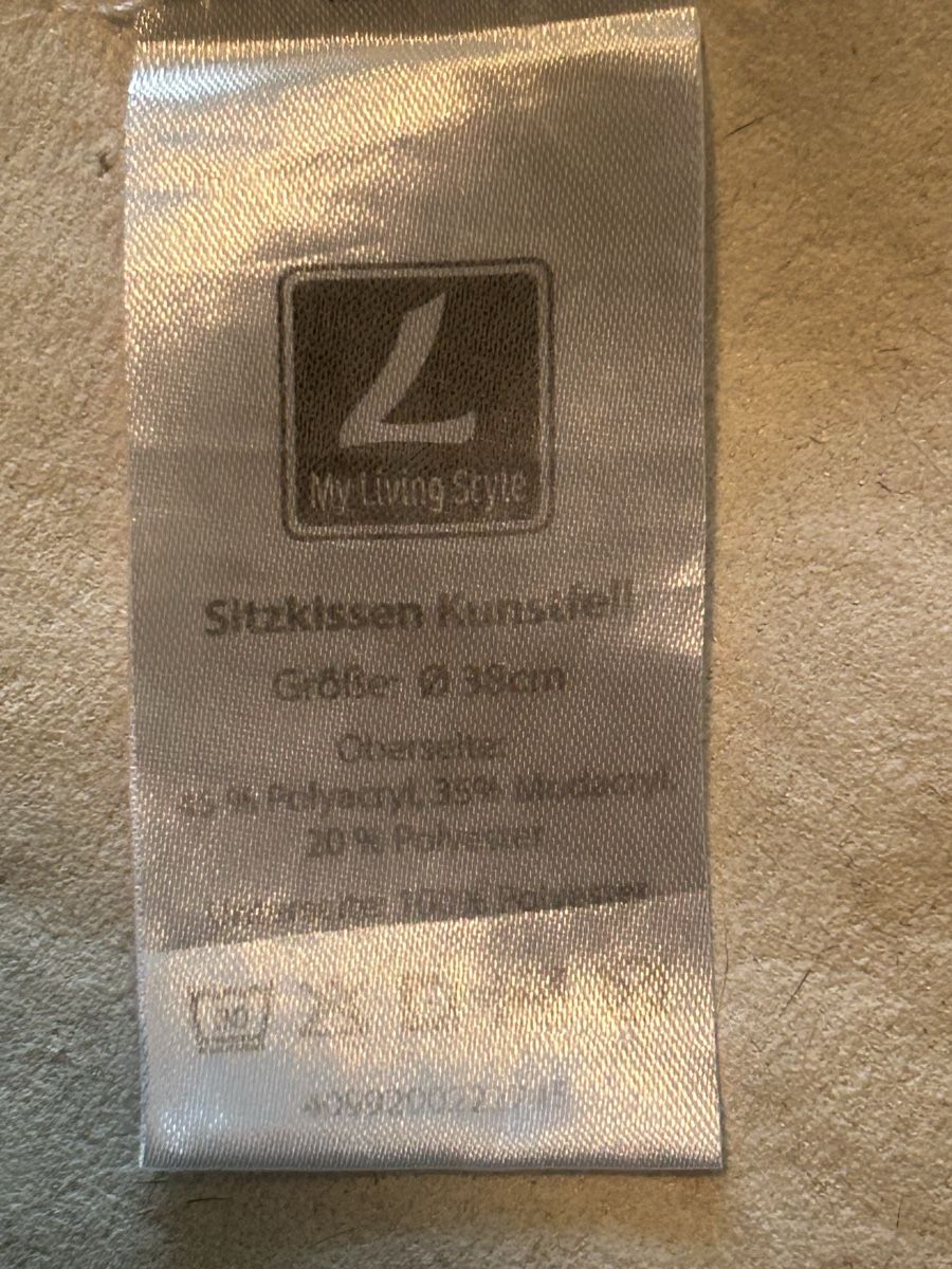 Kissen: 10x Kunstfell-Auflage 38cm  – Gebraucht aus Winterthur von stella67 4