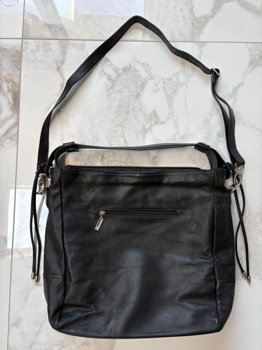 Borse da donna: Schwarze Ledertasche / Shopper  – Usato da Estavayer-le-Lac venduto da Mimmy02 2