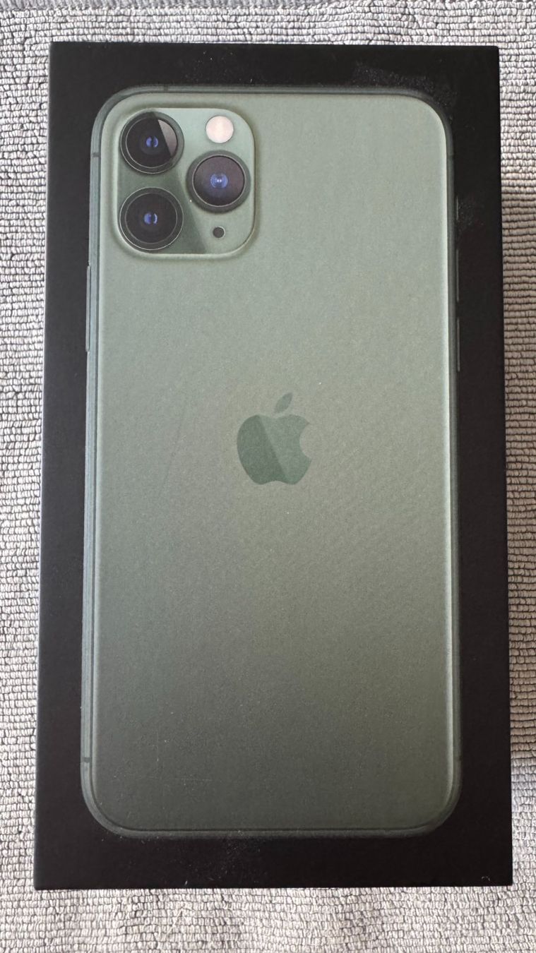 Apple Handys / Smartphones: iPhone 11 Pro, 64GB gut erhalten – Gebraucht aus Emmenbrücke von Meggen1969 2