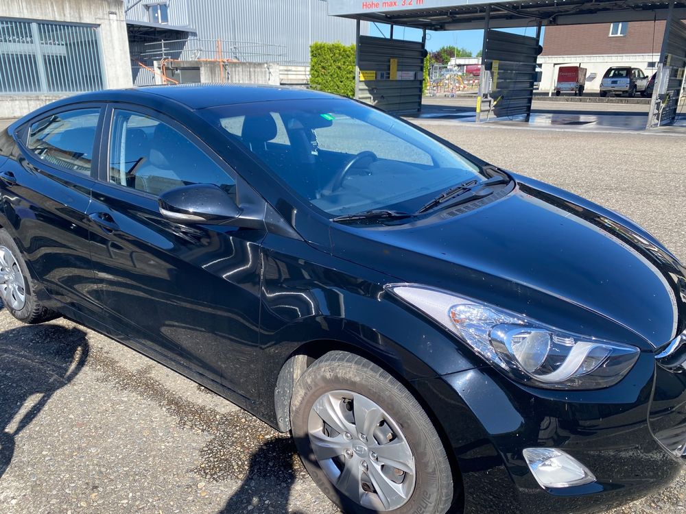 Hyundaii Elantra 1.6i