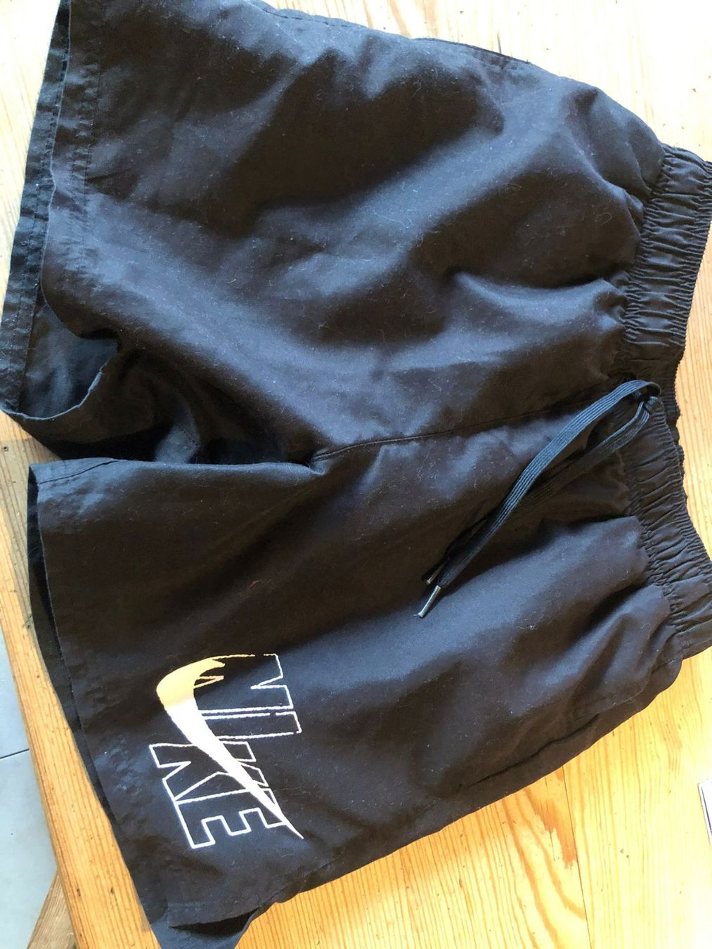 Nike Pantaloni: Badehose oder Trainingshose Nike Jungs in Grösse S – Usato da Full-Reuenthal venduto da sira-123