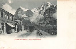 Wengernalp (BE) – Bahnstation mit Eiger und Mönch