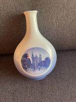 Royal Copenhagen Vase Rosenborg Castle 4378 Porzellan guter