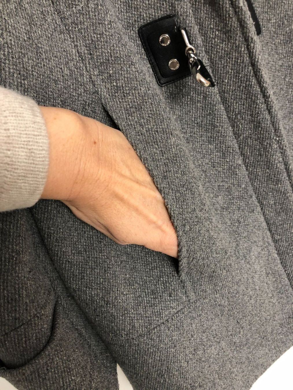 Calvin Klein Giacche: Calvin Klein   Trendige Uebergangsjacke  Jacke 2 – Usato da Adliswil venduto da Thomas 3