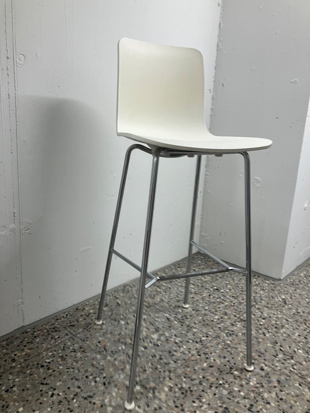 Hocker: Barhocker Mod HAL – Gebraucht aus Ruswil von Postfach01 1