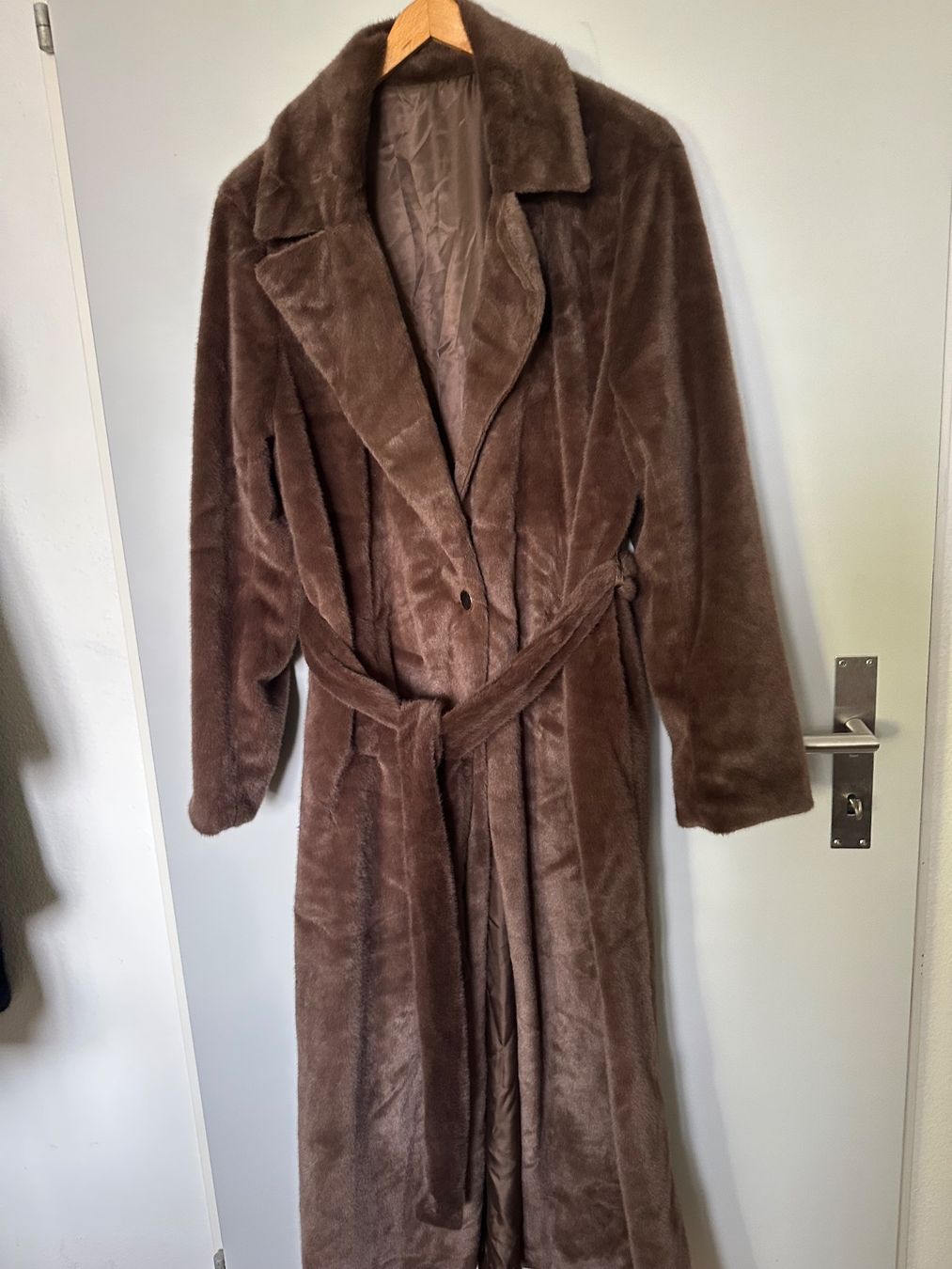 Cappotti: Manteau fourrure taille M – Nuovo e nell'imballaggio originale da Biel/Bienne venduto da orange1 1