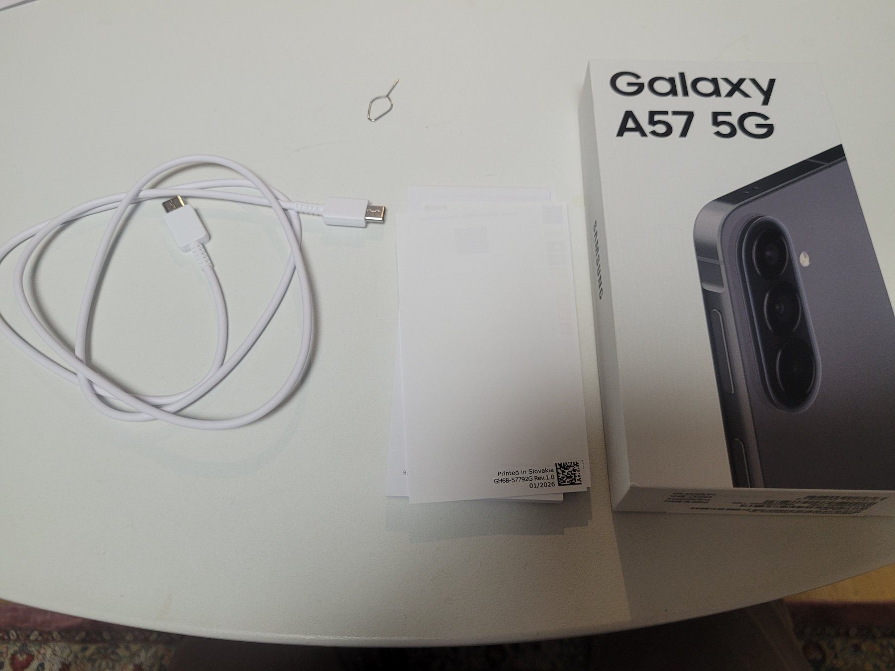 Samsung Telefoni cellulari / Smartphones: Samsung Galaxy A57 – Nuovo e nell'imballaggio originale da Winterthur venduto da Mallards 2