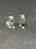 Figurine chien et tigre