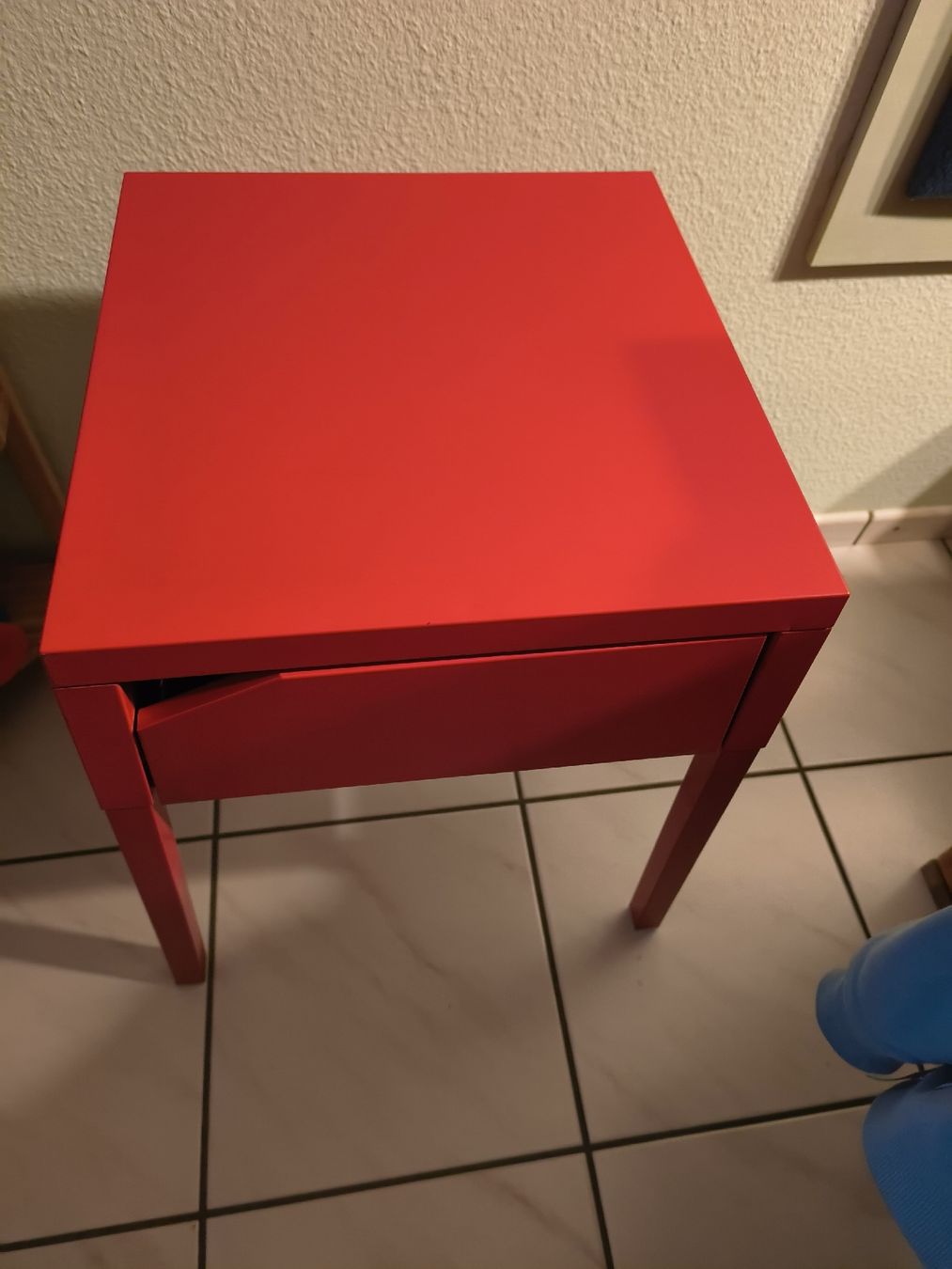 Comodini: Ikea Metall Nachttisch rot – Usato da Obfelden venduto da Alf2005 1