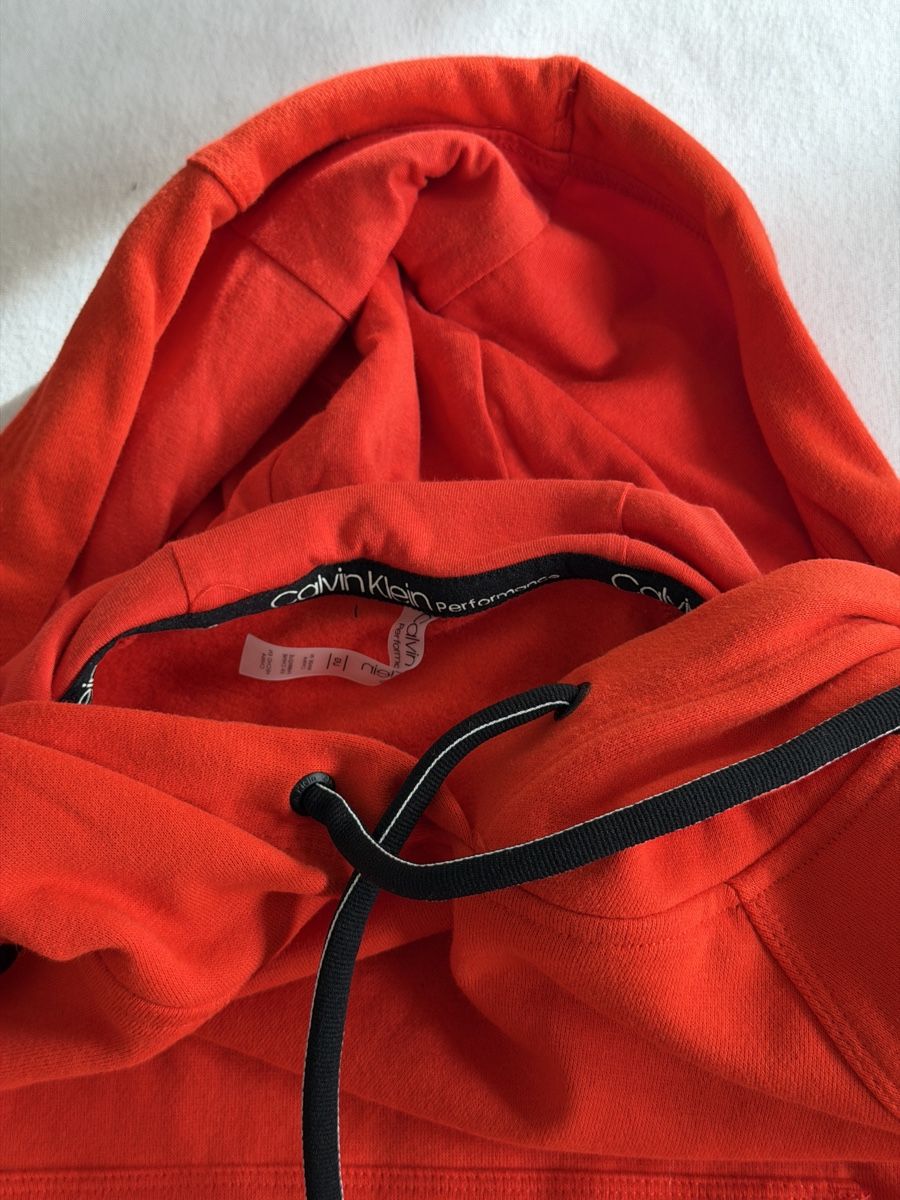 Calvin Klein Maglioni & Felpe: Calvin Klein Performance Red Hoodie – Nuovo (secondo la descrizione) da Uster venduto da b_b96 7