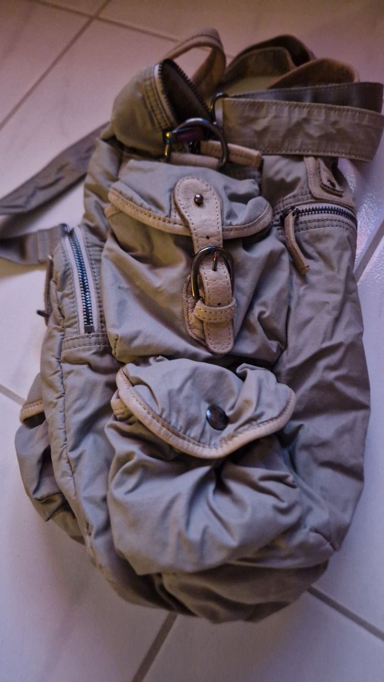 Liebeskind Sacs: Umhängetasche von Liebeskind – D'occasion à Rütihof par Teddy1985 1