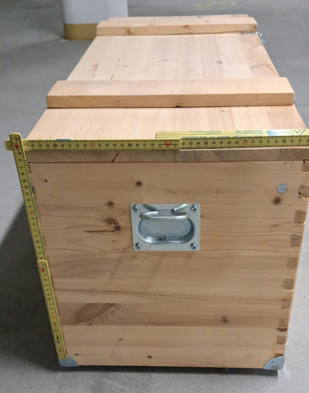 Truhen: Holzkiste – Gebraucht aus Biel/Bienne von Park17 1