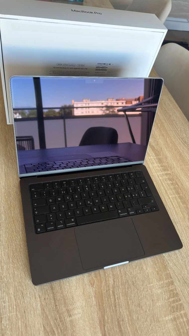 Apple Notebooks: MacBook Pro M3 Max – Neu (gemäss Beschreibung) aus Genève von lef_zx72